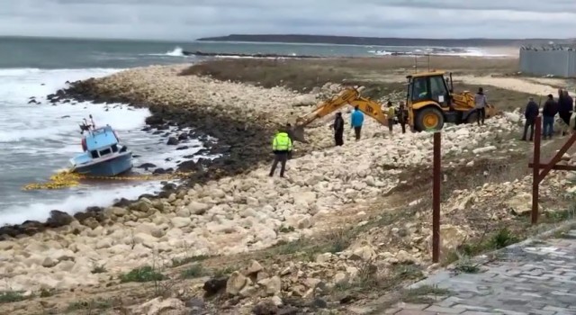 Arnavutköy de rüzgar nedeni ile tekne limana yanaşamadı