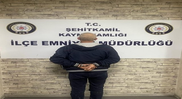 Asansörde kız çocuğunu bıçakla taciz eden şahıs yakalandı