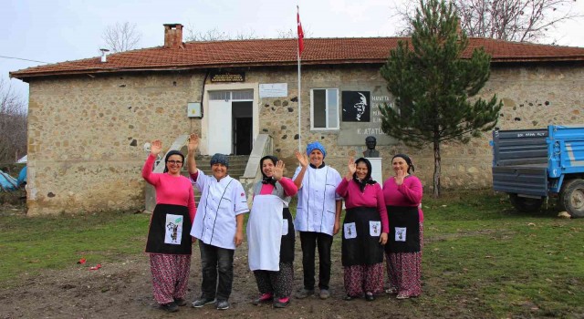 Atıl haldeki köy okulu yenilenerek arı kadınlara ‘kovan oldu