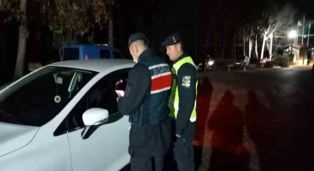 Aydında jandarma ekipleri yılbaşı denetiminde
