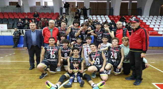 Aydında okullar arası voleybol müsabakalarında il birincileri belli oldu