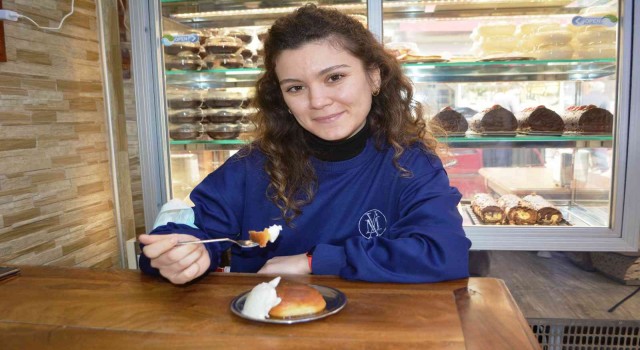 Ayvalıkın damak çatlatan lezzeti Lor Tatlısına coğrafi işaret