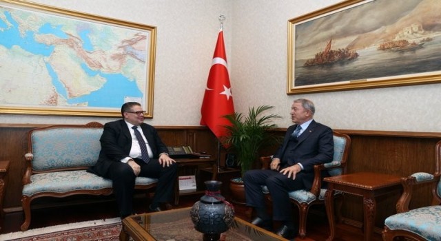 Bakan Akar, Cibuti Büyükelçiliğine atanan Cenk Urazı kabul etti