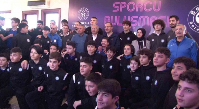 Bakan Kasapoğlu, “2002 yılında 278 bin olan lisanslı sporcu sayımız bugün 12 milyona yükseldi”