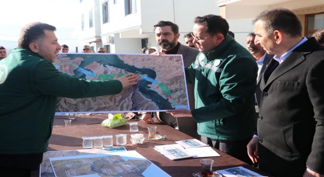 Bakan Yardımcısı Gizligider, Siirtte temaslarda bulundu
