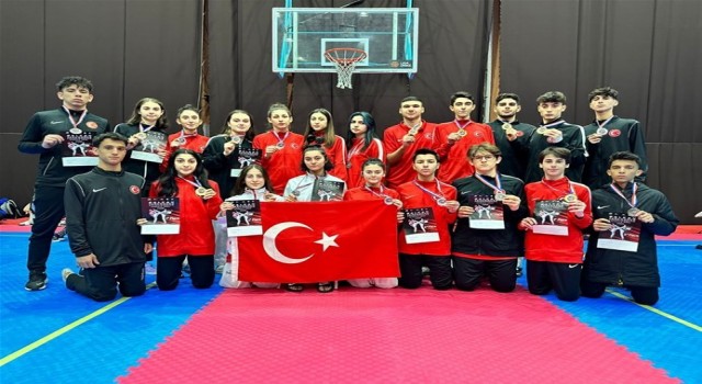Balkan Tekvando Şampiyonasına İzmir damgası