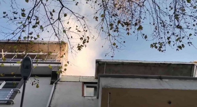 Bandırmada baca yangını apartman sakinlerini korkuttu