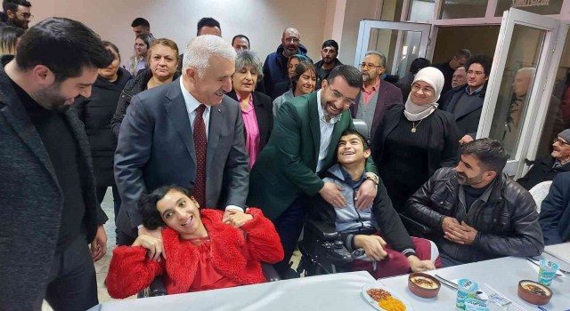 Başkan Adem Çalkından anlamlı yemek