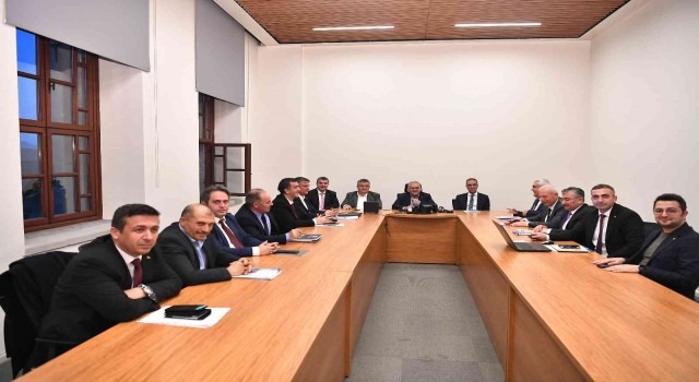 Başkan Büyükkılıçtan 9 Saatlik Yatırım Toplantısı