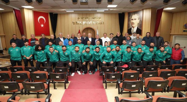 Başkan Gültak: Akdenizdeki spor yatırımları devam edecek