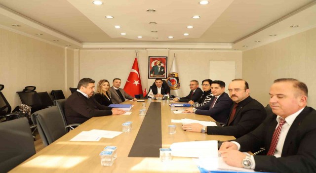 Başkan Yücel: Rekor bütçeyle mega projeler kazandırmaya devam edeceğiz