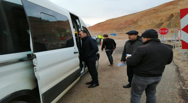 Bayburtta okul servis araçlarına denetim