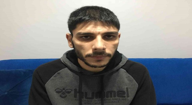 Bayrampaşada bir adamı sopayla komalık ettiler: Saldırı anı kamerada
