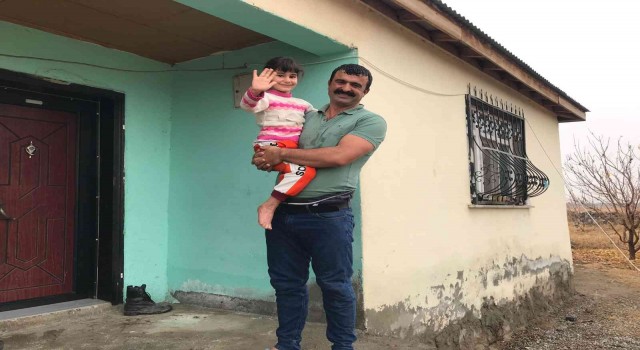 Belden aşağısı tandırda yanan Fatmanurun ameliyatı yapıldı