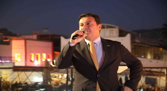 Belediye personeli yeni yılı kutladı