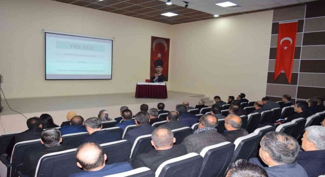 Besnide YKS ve LGS değerlendirme toplantısı yapıldı
