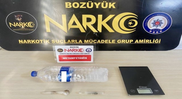 Bilecikte 585,20 gram sıvı metamfetamin maddesi ele geçirildi