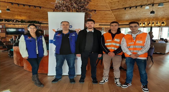 Bilecikte üniversiteli öğrencilere ‘Afet Farkındalık ve Gönüllülük eğitimi