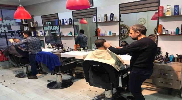 Bitliste berber ve kuaförlerin çalışma saatleri belirlendi