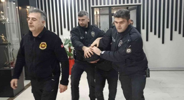 Bolu Belediyesini birbirine katan saldırgan gözaltına alındı