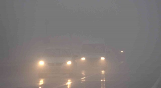 Bolu Dağında göz gözü görmüyor