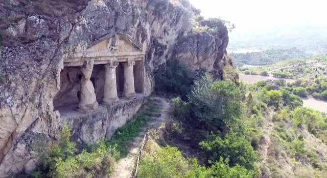 Boyabat bazalt kayalıkları turizme kazandırılacak