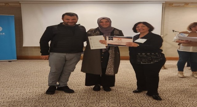Bu okulda aile olmanın kuralları anlatılıyor