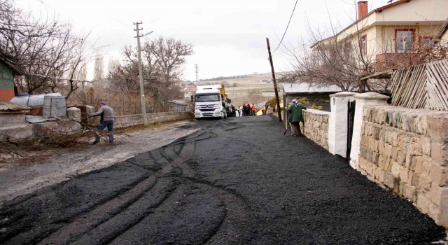 Bünyanda Cami Kebir ve Sağlık Mahalleleri Asfalta Kavuşuyor