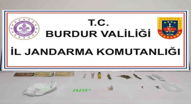Burdurda uyuşturucu madde kullanan 3 kişiye işlem yapıldı