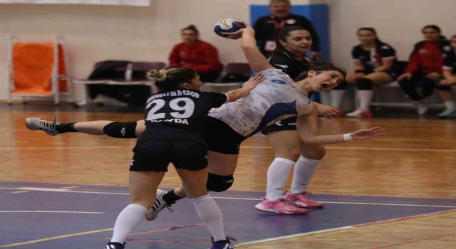 Bursa Büyükşehir Belediyespor ilk yarının son maçında Eskişehir Hentbola konuk olacak