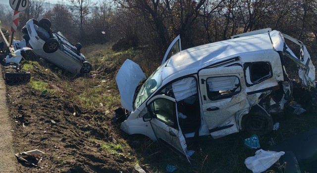 Bursada can pazarı: 1i ağır 4 yaralı