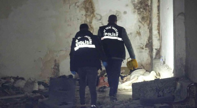 Bursada metruk binada şüpheli ölüm