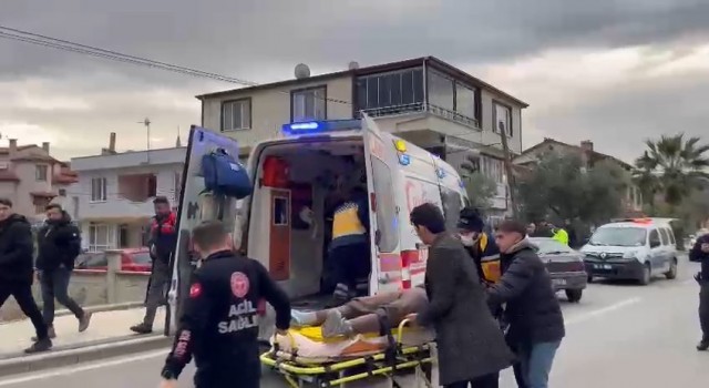 Bursanın İznik ilçesinde otomobil ile motosiklet çarpıştı