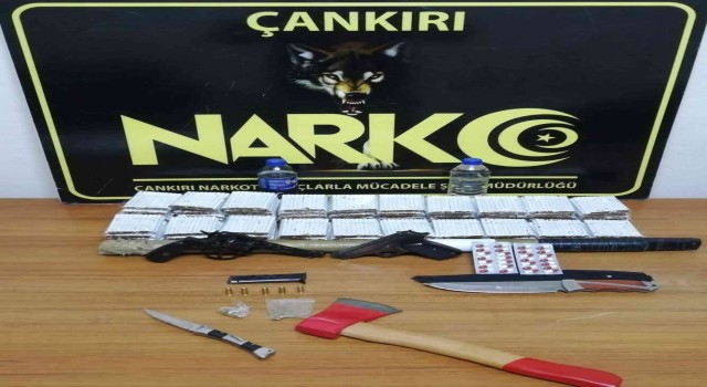 Çankırıda narkotik polisinden eş zamanlı denetim