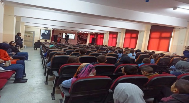 Çavdarhisarda öğrencilere eğitim