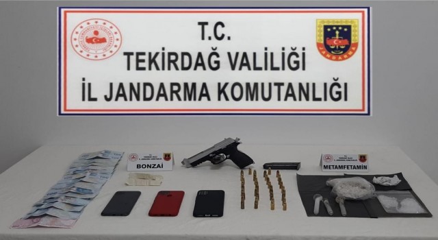 Çerkezköyde uyuşturucu ve silah ele geçirildi, 2 kişi tutuklandı
