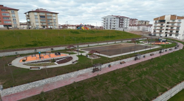 Cevher Dudayev Mahallesine yeni park