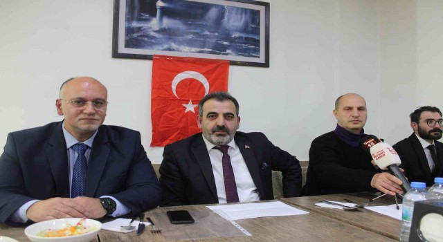 Çiller gelmeyince toplu olarak istifa ettiler