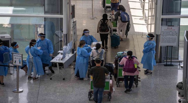 Çin, 8 Ocaktan itibaren yurt dışından gelen yolculara karantina zorunluluğunu kaldıracak