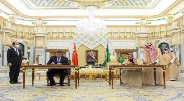 Çin ve Suudi Arabistandan ortak bildiri