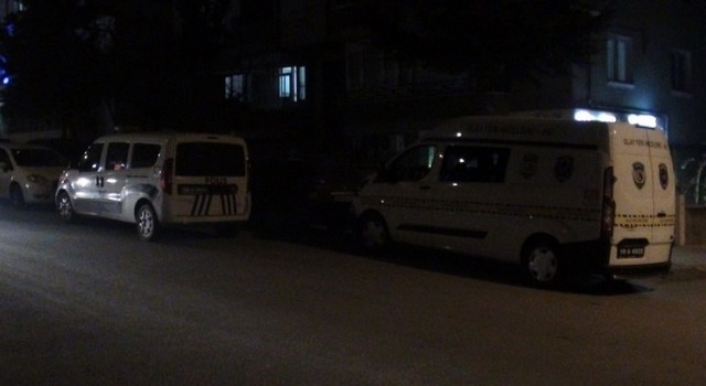 Çorumda ustasını tıraş ederken kurşunların hedefi oldu
