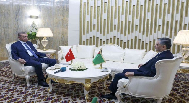 Cumhurbaşkanı Erdoğan, Türkmenistan Halk Maslahatı Başkanı Berdimuhamedov ile görüştü