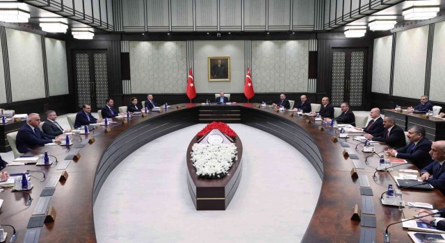 Cumhurbaşkanlığı Kabinesi, Cumhurbaşkanı Recep Tayyip Erdoğan başkanlığında Beştepede toplandı.