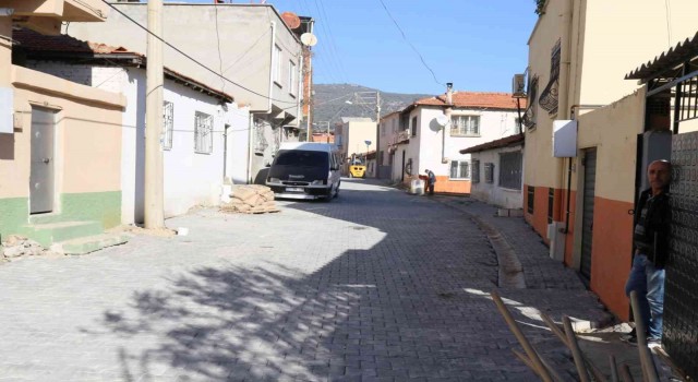 Darsofa Mahallesinde yollar yenileniyor