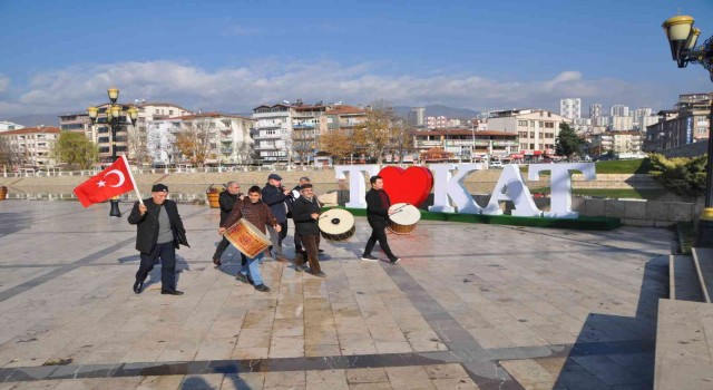 Davul zurnalı EYT kutlaması