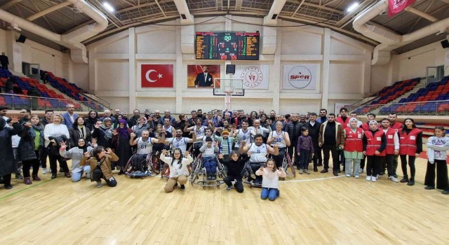 Demirkartal GSK, namağlup Bursayı devirerek devreye lider girdi