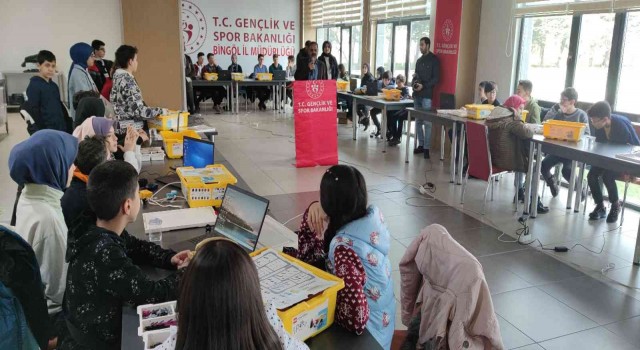 Deneyap Teknoloji Atölyeleri gençlerin umudu oldu