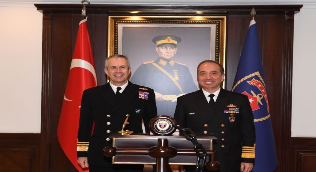 Deniz Kuvvetleri Komutanı Tatlıoğlu, NATO Müttefik Deniz Kuvvetleri Komutanı Blount ile bir araya geldi