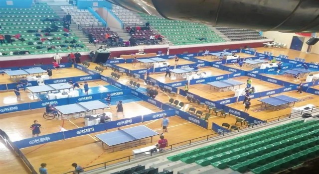 Denizlide masa tenisi grup maçları bugün tamamlanıyor