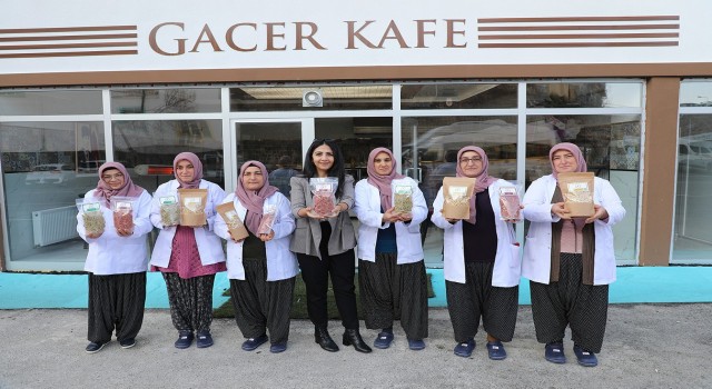 Develi Kadın Girişimi Üretim ve İşletme Kooperatifinde üretim başladı